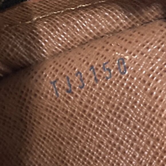 LOUIS VUITTON Amazon Crossbody Shoulder Bag Monogram Leather BN M45236 70EF353 - Picture 14 of 15